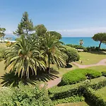 Bahia מלון 3*