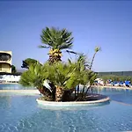 Bahia מלון 3*