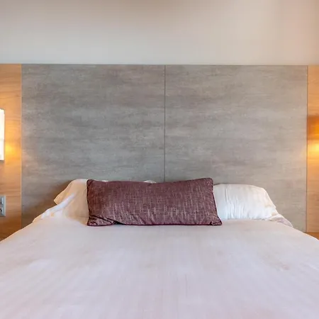 Bahia Hotel 3*