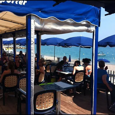 Ξενοδοχείο Bahia 3*