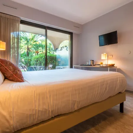Bahia Hotel Villeneuve-Loubet