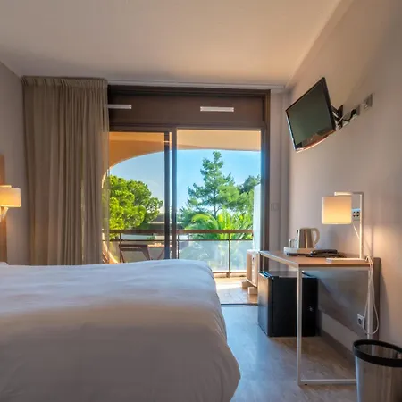 Bahia Hotell Villeneuve-Loubet