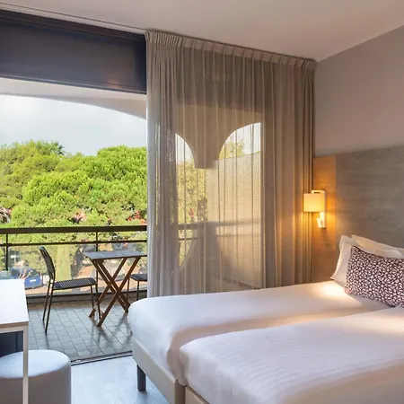 Bahia Hotel 3*