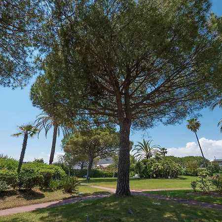 Bahia Hotell Villeneuve-Loubet
